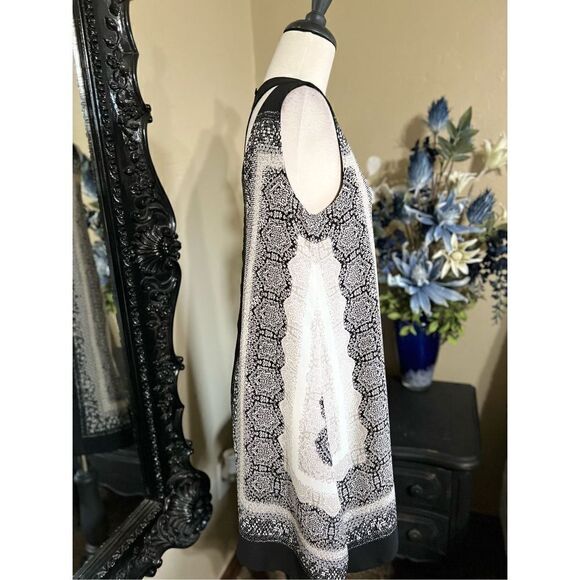 BCBGMAXAZRIA A Line Sleeveless Dress Size Petite Small - Picture 2 of 4